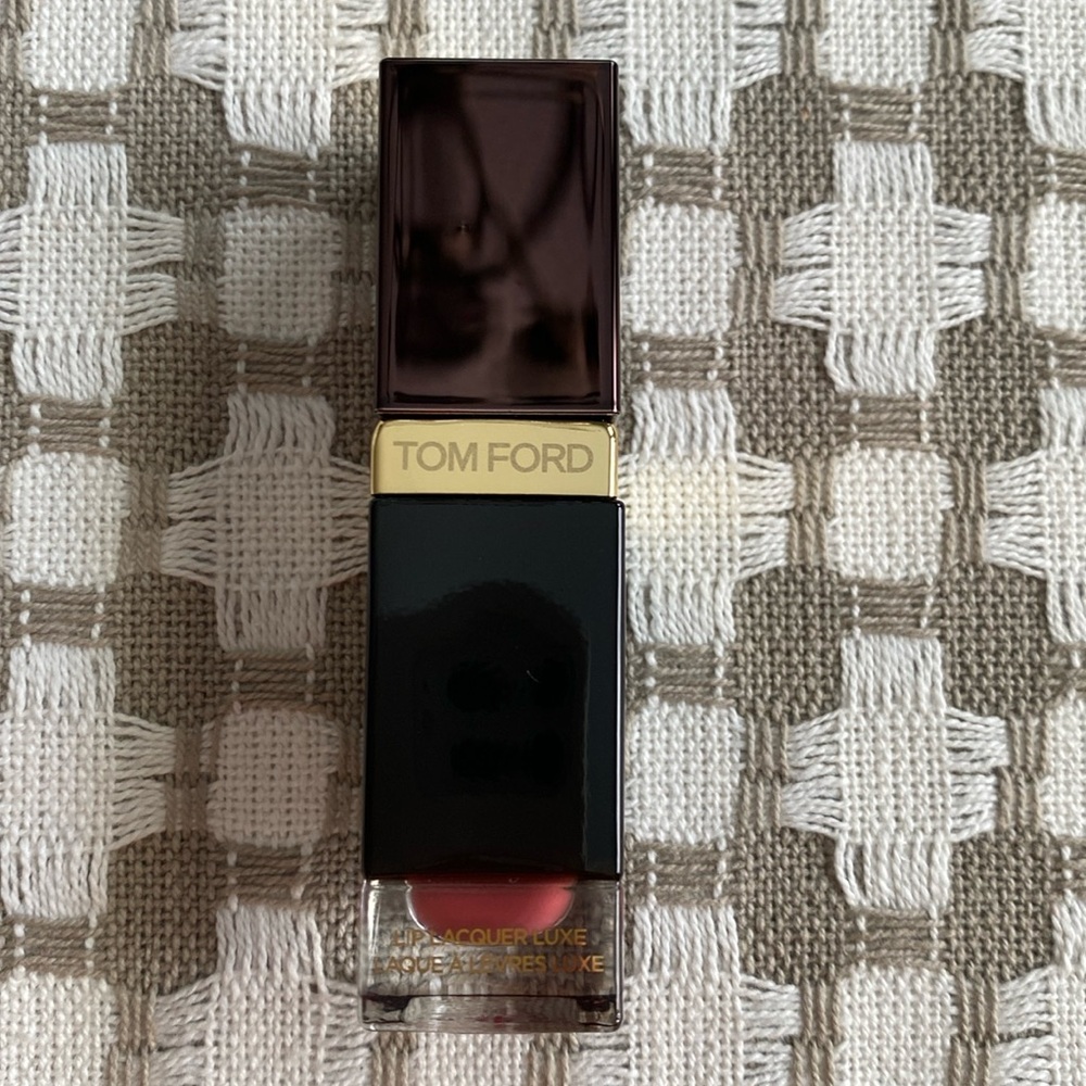 Tom Ford Lip Lacquer Luxe, 69 Night Mauve, EUC, Tried on once